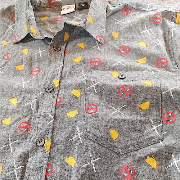 Marvel Deadpool Mad Engine Short Sleeve Button Up Shirt Taco Katana Comic Book L - Picture 3 of 5